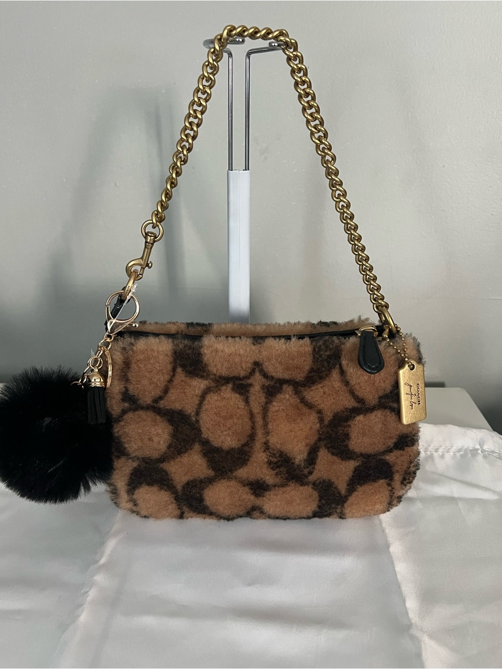 Coach X Jennifer Lopez Nolita 19 In Signature
Shearling -RARE-